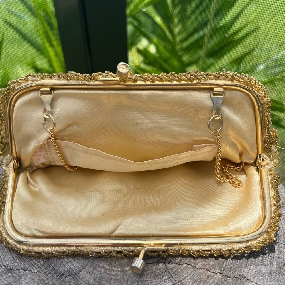 Vintage Beige Beaded Chain Handle Top Clasp Small Clutch - Picture 9 of 12